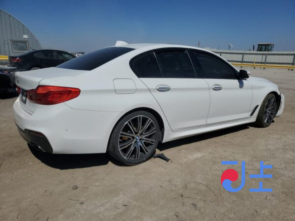 2017 BMW 5-Series 520d xDrive White — WBAJC5109HG858266 - Image 4