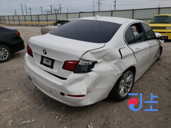 2016 BMW 5-Series 520d White — WBA5E5105GG200888 - Image 4
