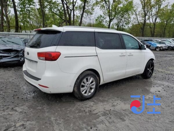 2015 Kia Carnival White - KNAME81ABGS114246 - Image 4