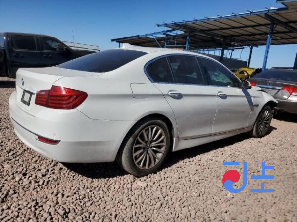 2016 BMW 5-Series 520d White — WBA5E5104GG206181 - Image 4
