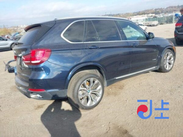 2018 BMW X5 xDrive30d M Sport Blue — WBACV6105KLJ65279 - Image 4