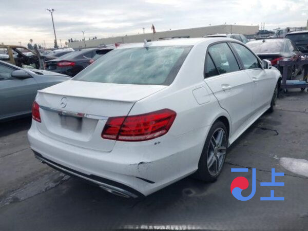 2016 Mercedes Benz E Class E220d White - WDDZF0EB0HA179409 - Image 4