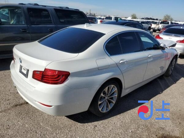 2016 BMW 5-Series 520d White — WBA5E5100GG204959 - Image 4