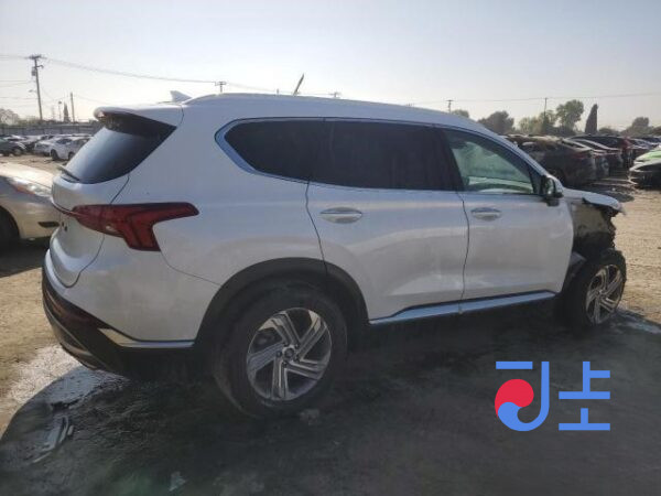 2021 Hyundai SantaFe White - KMHS581LGMU360736 - Image 4