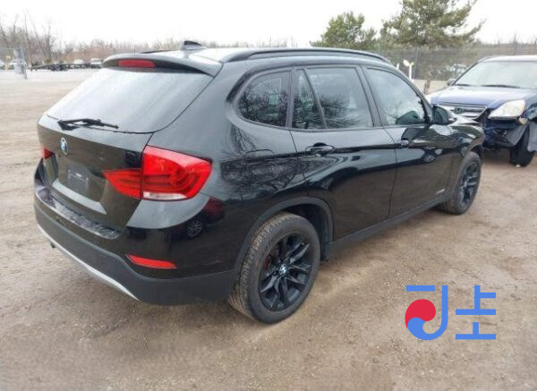 2015 BMW X1 xDrive20d Black — WBAHU3107GP916731 - Image 4