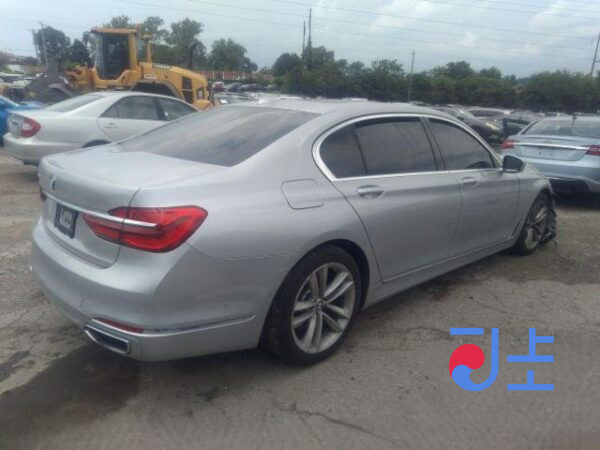2017 BMW 740Ld xDrive Silver — WBA7G8106HG784899 - Image 4