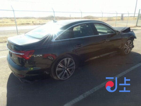 2020 Audi A6 Black— WAUZZZF27LN075082 - Image 4