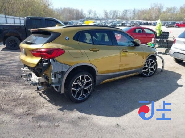 2018 BMW X2 xDrive20d Gold — WBAYL1109JEG03936 - Image 4