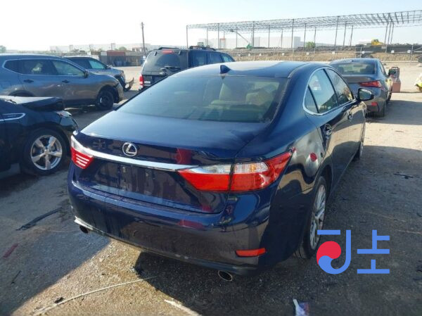 2014 Lexus ES300H Blue — JTHBW1GG0E2058815 - Image 4