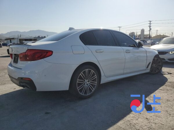 2017 BMW 5-Series 520d White — WBAJC3109HG922391 - Image 4
