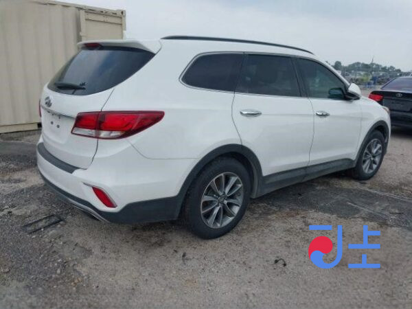 2017 Hyundai SantaFe White - KMHSW81UDJU773217 - Image 4