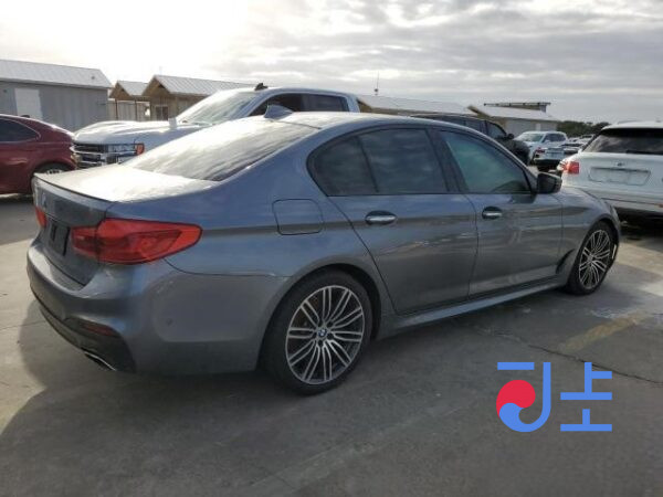 2017 BMW 5-Series 520d xDrive Gray — WBAJC5100HWB83464 - Image 4
