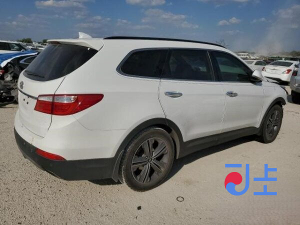2015 Hyundai SantaFe White - KMHSW81UBGU583845 - Image 4