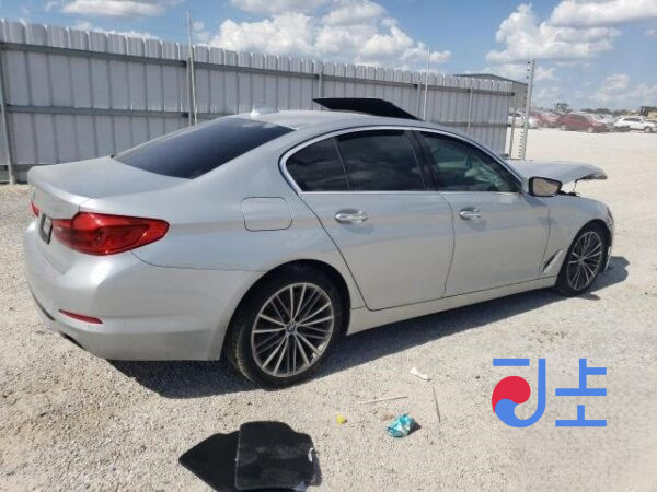 2017 BMW 5-Series 520d Silver — WBAJC3109HG993283 - Image 4