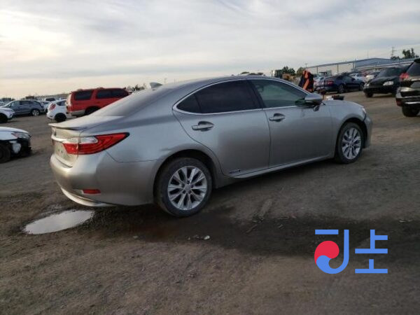 2015 Lexus ES300H Gray — JTHBW1GG202097625 - Image 4