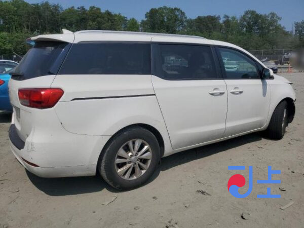 2014 Kia Carnival White - KNAME81ABFS033009 - Image 4