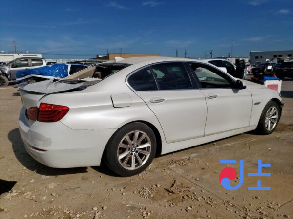 2016 BMW 5-Series 520d xDrive White — WBA5E7103GG564903 - Image 4
