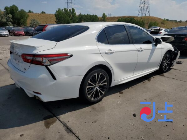 2017 Toyota Camry White — JTNB21HK4J3001369 - Image 4