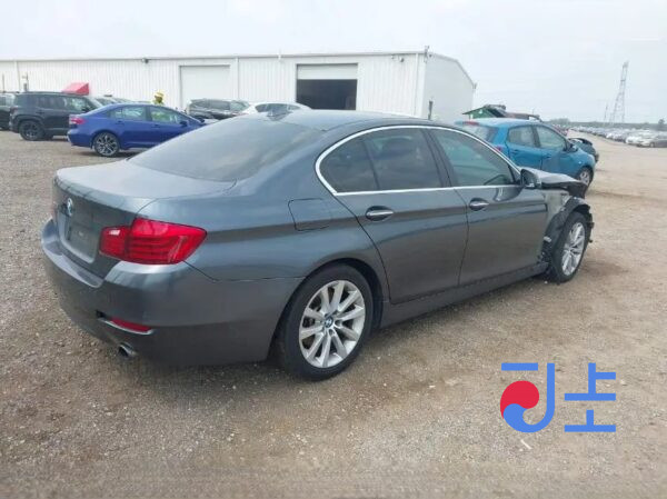 2014 BMW 5-Series 520d xDrive Gray — WBA5B9100ED570404 - Image 4