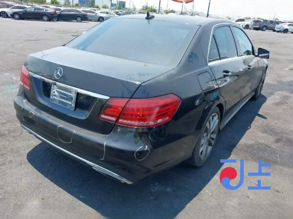 2014 Mercedes Benz E Class E220 Black - WDDHF0AB9FB128659 - Image 4