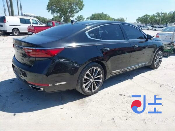 2017 Kia K7 Black - KNALB41GBHA002810 - Image 4