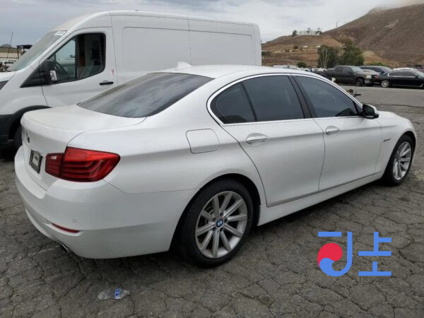 2015 BMW 5-Series 520d xDrive White — WBA5E7107GG158395 - Image 4