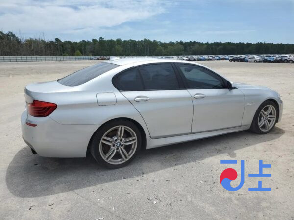 2016 BMW 5-Series 520d xDrive White — WBA5E7103GG565243 - Image 4