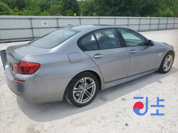 2014 BMW 5-Series 520d Gray — WBA5E5106FG059070 - Image 4