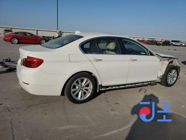 2015 BMW 5-Series 520d White — WBA5E5103GG071324 - Image 4