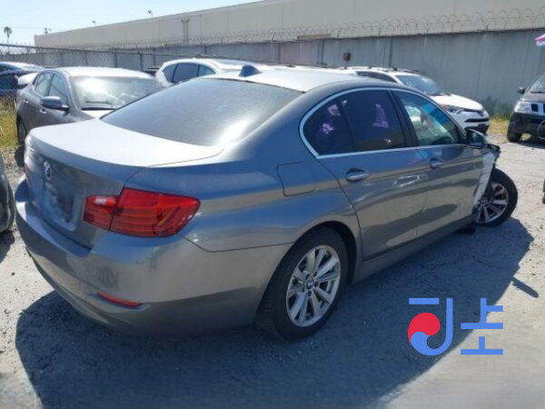 2014 BMW 5-Series 520d xDrive Gray — WBA5B9106ED566972 - Image 4