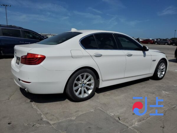 2015 BMW 5-Series 520d xDrive White — WBA5E7100FG155580 - Image 4