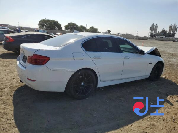2014 BMW 5-Series 520d White — WBA5C3107ED042675 - Image 4