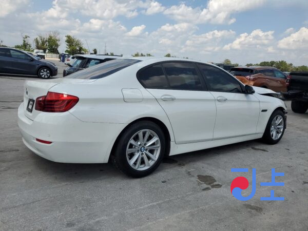 2016 BMW 5-Series 520d White — WBA5E5105GG203757 - Image 4