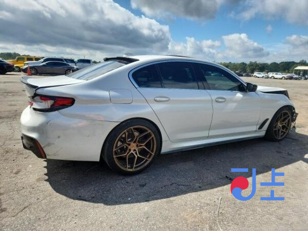 2017 BMW 5-Series 520d White — WBAJC310XJWB78864 - Image 4