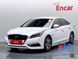 Hyundai Sonata white - KMHE5411BGA019531