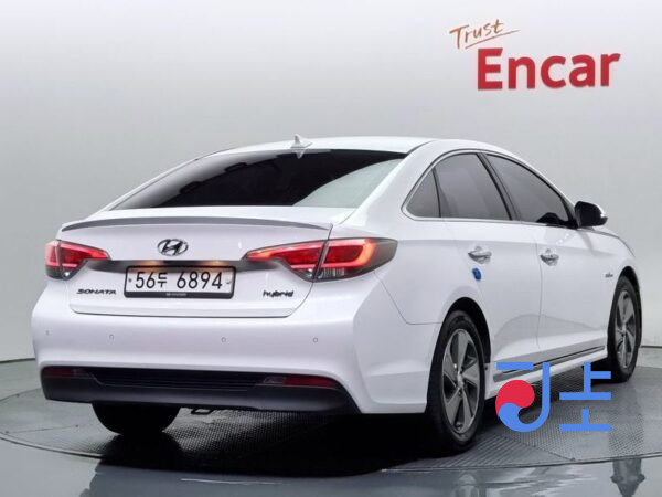 Hyundai Sonata white - KMHE5411BGA019531 - Image 2