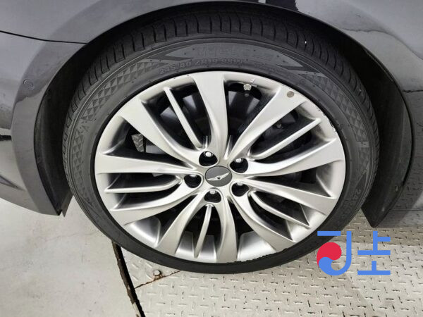 Hyundai Genesis black - KMHGR41EDGU147345 - Image 6