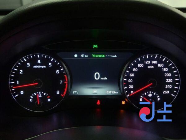 Kia K7 black - KNALC411BJA153408 - Image 8