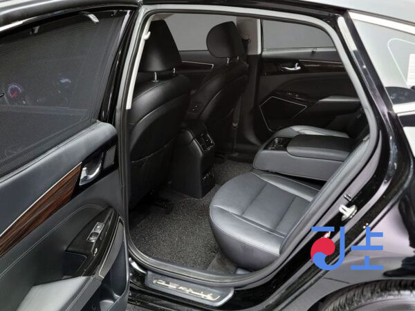 Kia K7 black - KNALC411BJA153408 - Image 11