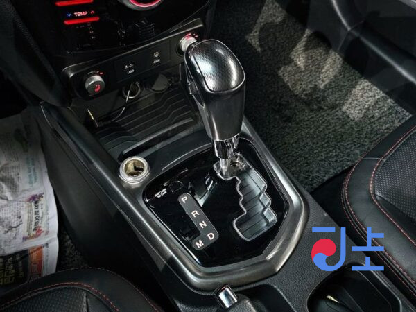 SsangYong Tivoli blue - KPBXL3AP1GP087739 - Image 9