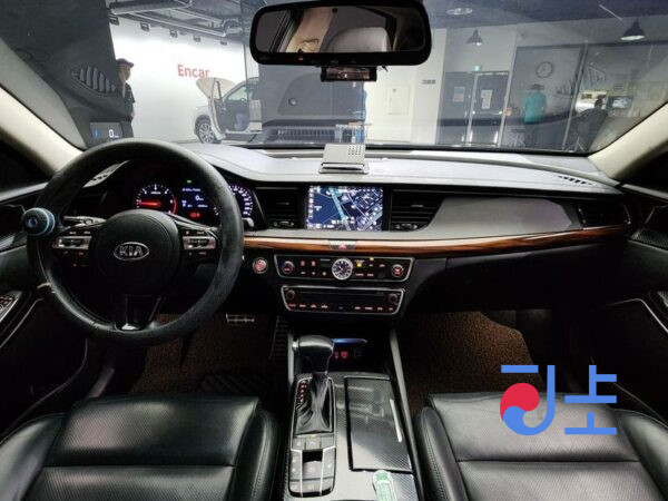 Kia K7 black - KNALB41ABGA047581 - Image 7