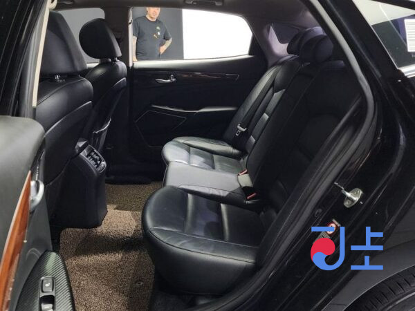 Kia K7 black - KNALB41ABGA047581 - Image 12