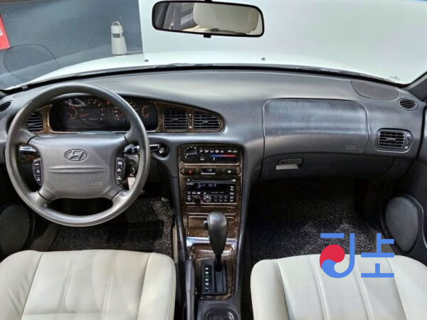 Hyundai Sonata white - KMHCF31FPVA078588 - Image 7