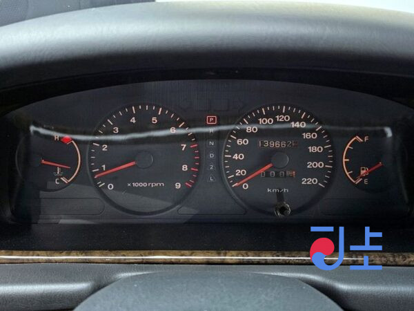 Hyundai Sonata white - KMHCF31FPVA078588 - Image 8