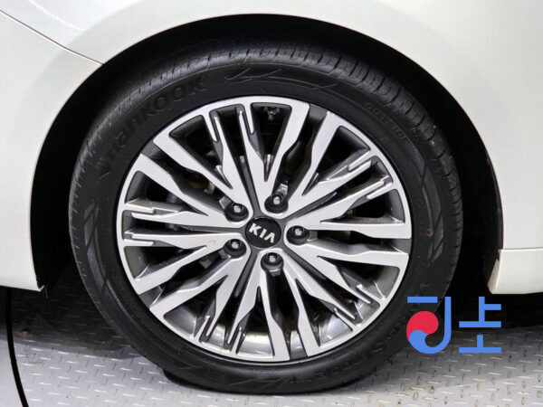 Kia K7 white - KNALC41GBLA030412 - Image 5