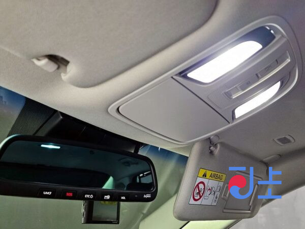 Kia K7 white - KNALC41GBLA030412 - Image 15
