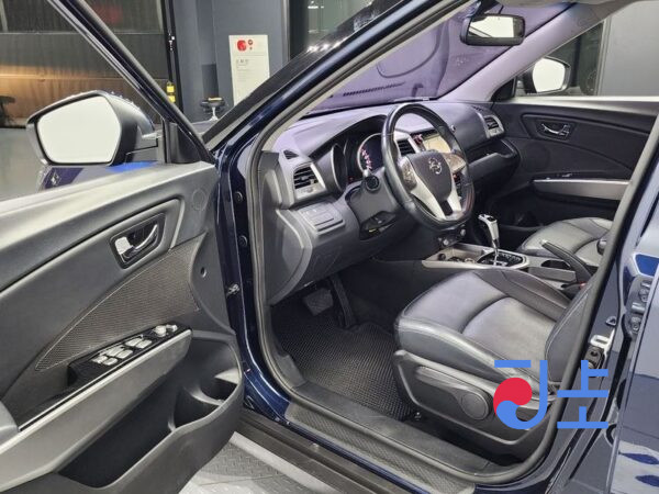 SsangYong Tivoli blue - KPBXH3AP1GP040532 - Image 10