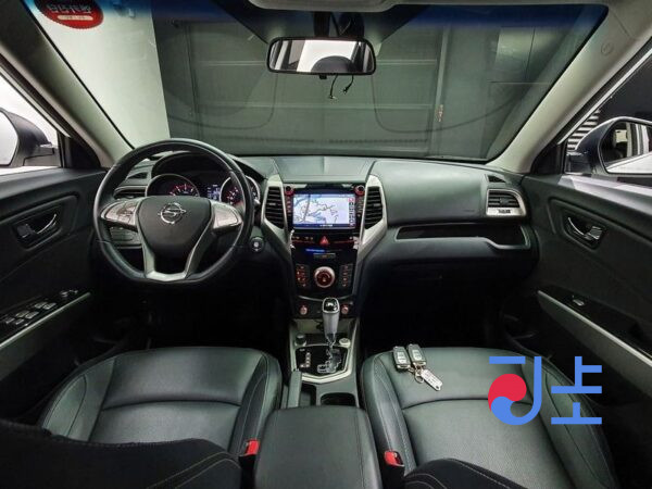SsangYong Tivoli white - KPBXH3AR1GP086978 - Image 7