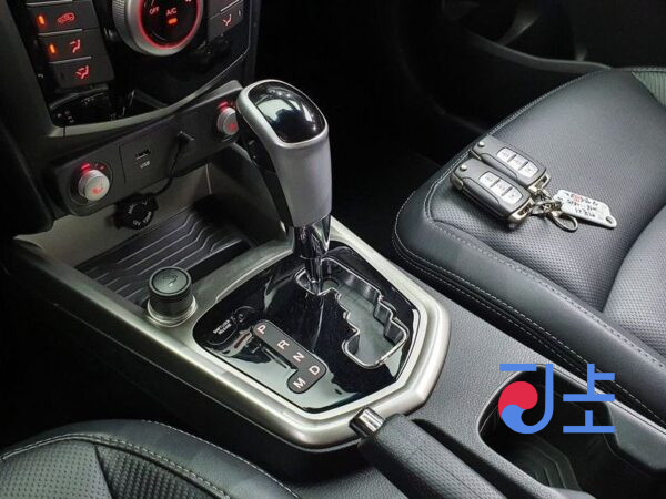 SsangYong Tivoli white - KPBXH3AR1GP086978 - Image 9