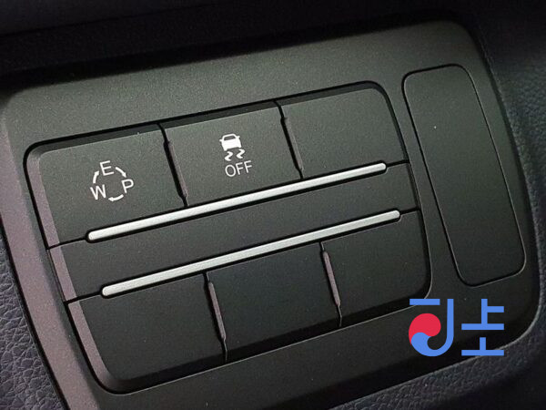 SsangYong Tivoli white - KPBXH3AR1GP086978 - Image 12